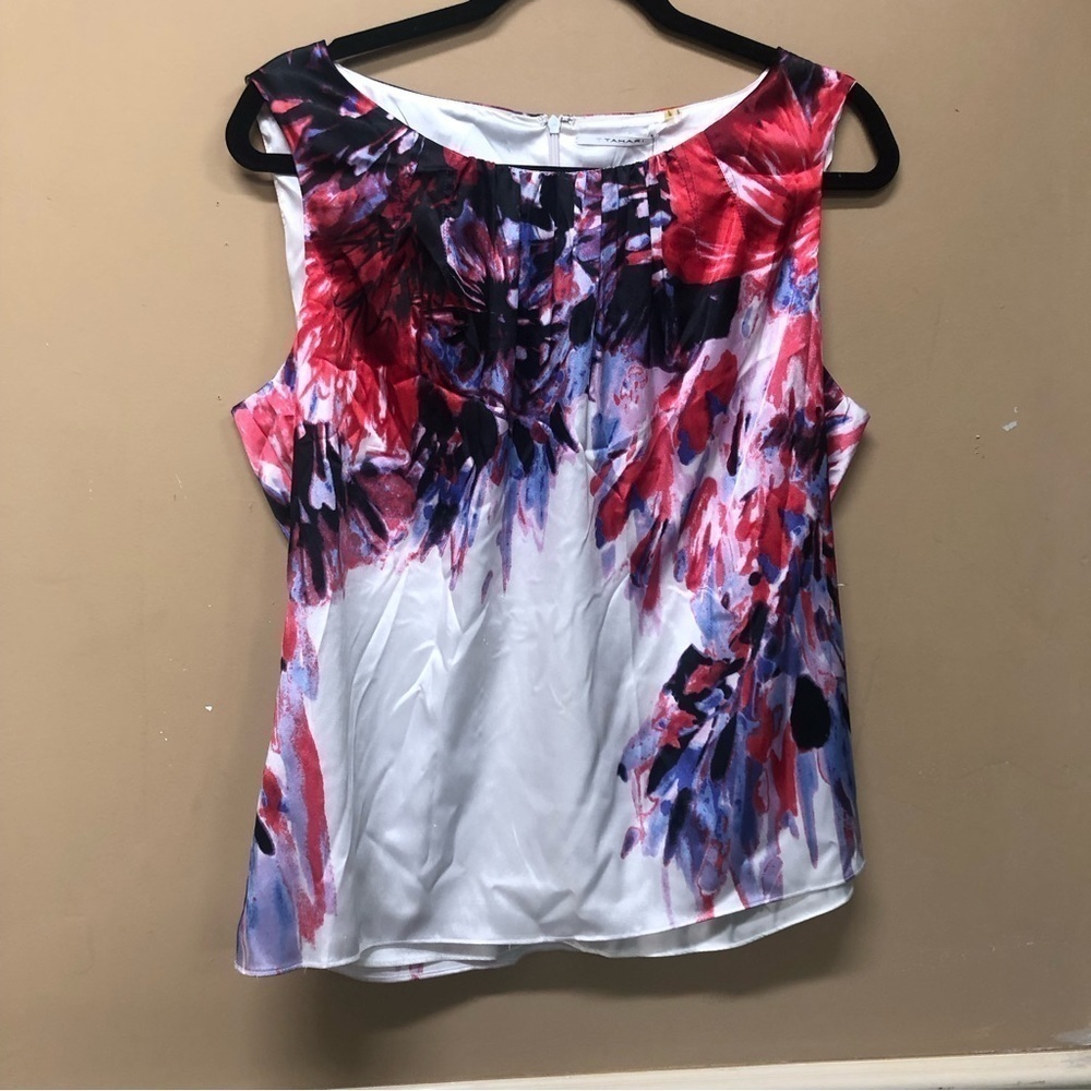 T Tahari White Water Color Sleeveless Silky Blouse Size L NWT